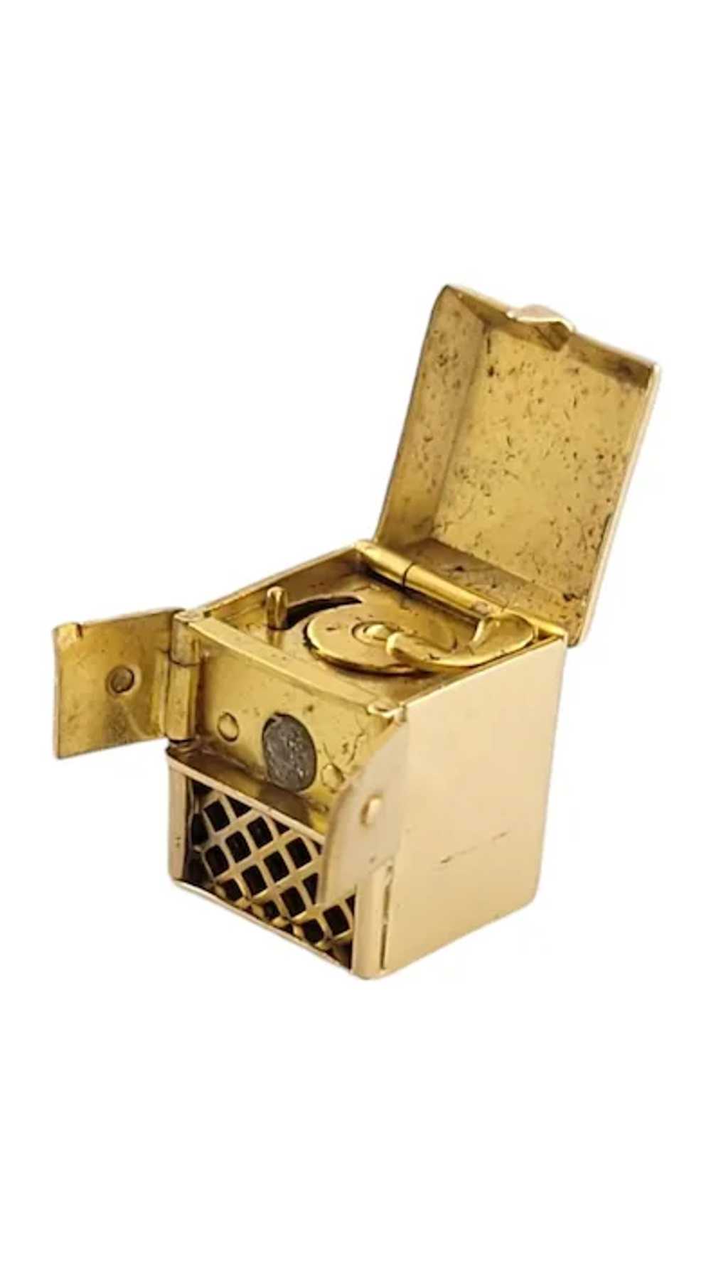 14K Yellow Gold Victrola Phonograph Stanhope NYC … - image 7