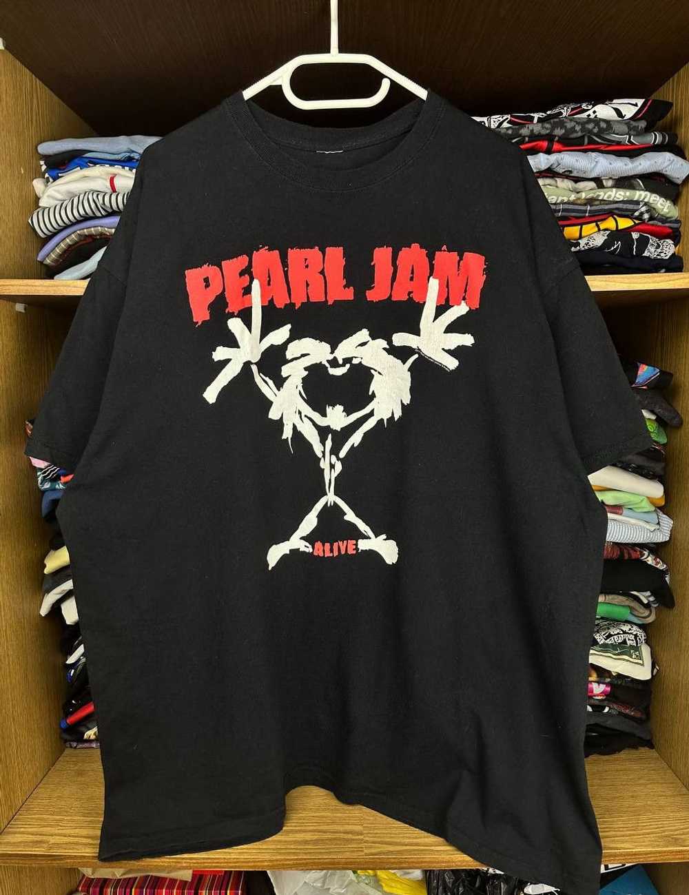 Band Tees × Rock T Shirt × Vintage Vintage Pearl … - image 1