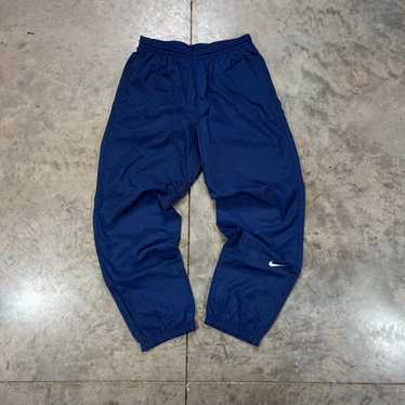 Nike × Vintage Vintage Nike Nylon Pants Baggy Fit… - image 1