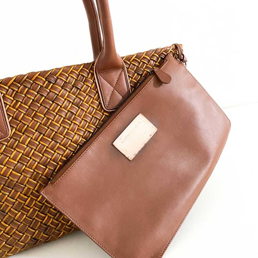 Bottega Veneta Cabat leather handbag - image 8