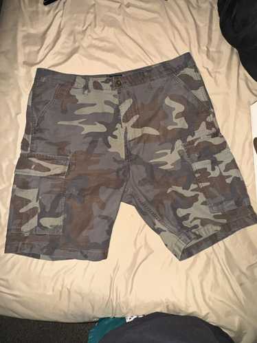 Levi's × Sportswear Levi’s Camo Cargo Shorts size 