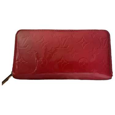 Louis Vuitton Zippy patent leather wallet