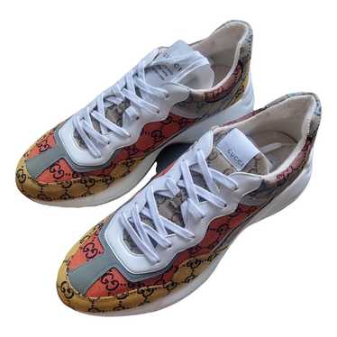 Gucci Rhyton cloth low trainers - image 1