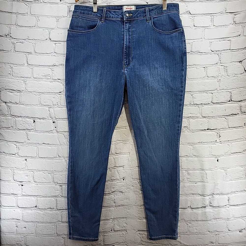 Wrangler Wrangler Jeans Womens Sz 18 Unforgettabl… - image 1