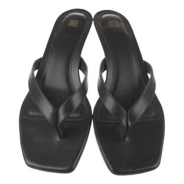 Totême Flip-Flop Heel leather sandal