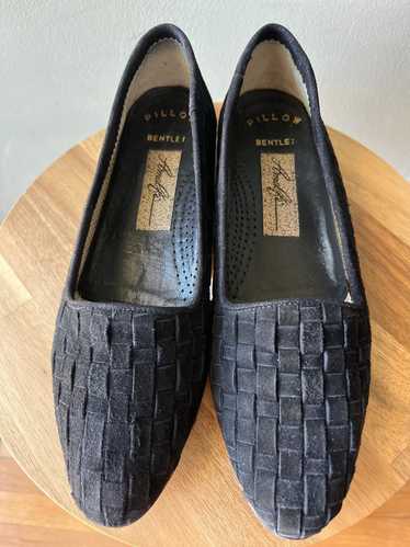 Pillow Hector Black Suede Flats (6.5) | Used,…