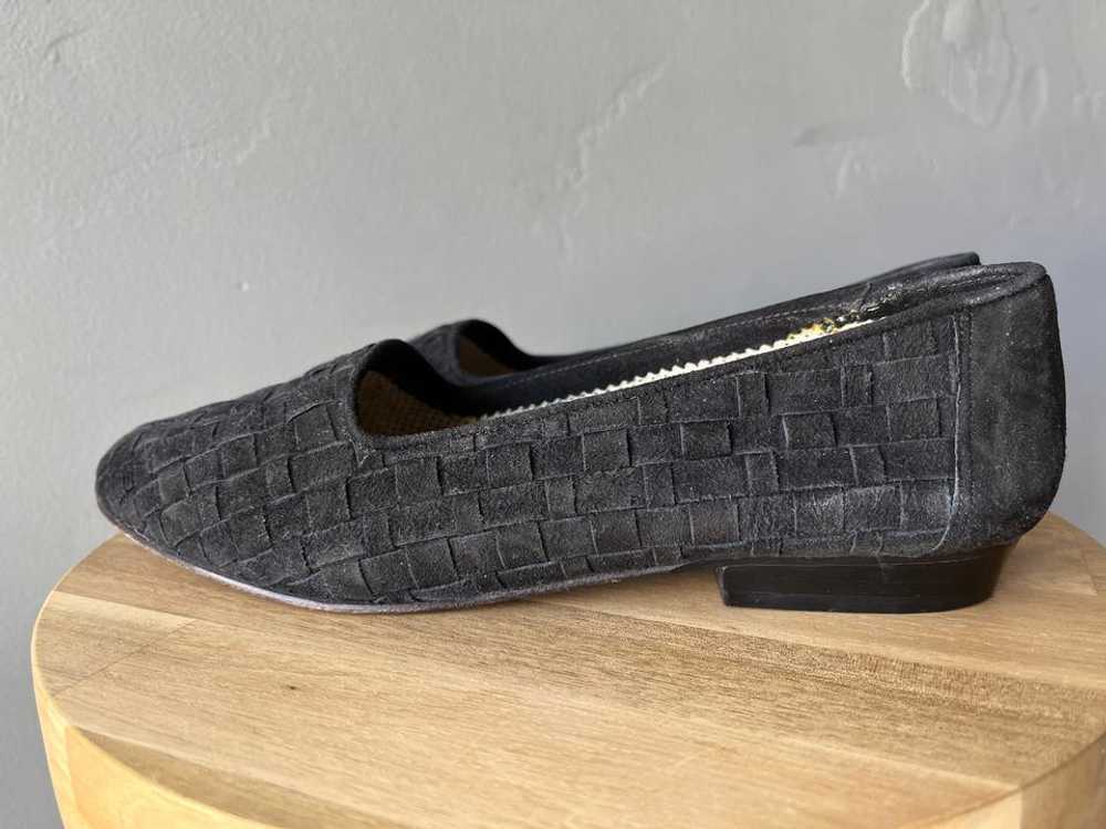 Pillow Hector Black Suede Flats (6.5) | Used,… - image 2