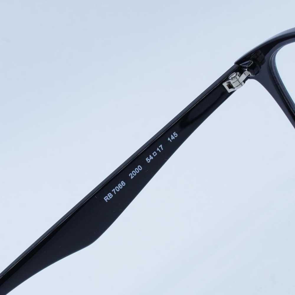 Ray-Ban Sunglasses - image 5