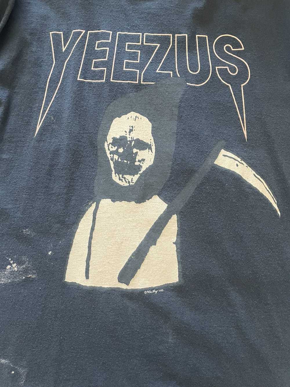 Kanye West YEEZUS - image 4