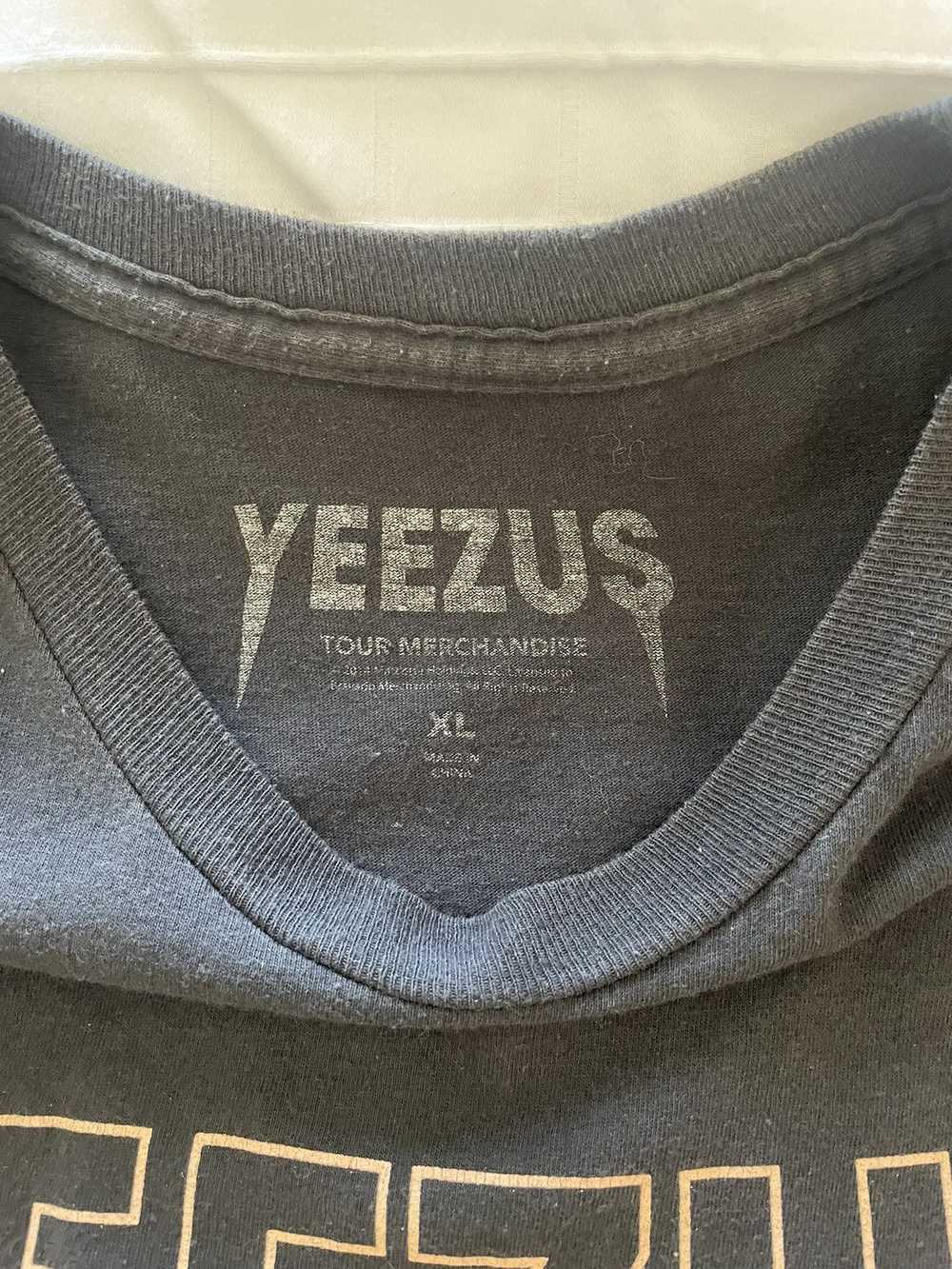 Kanye West YEEZUS - image 5