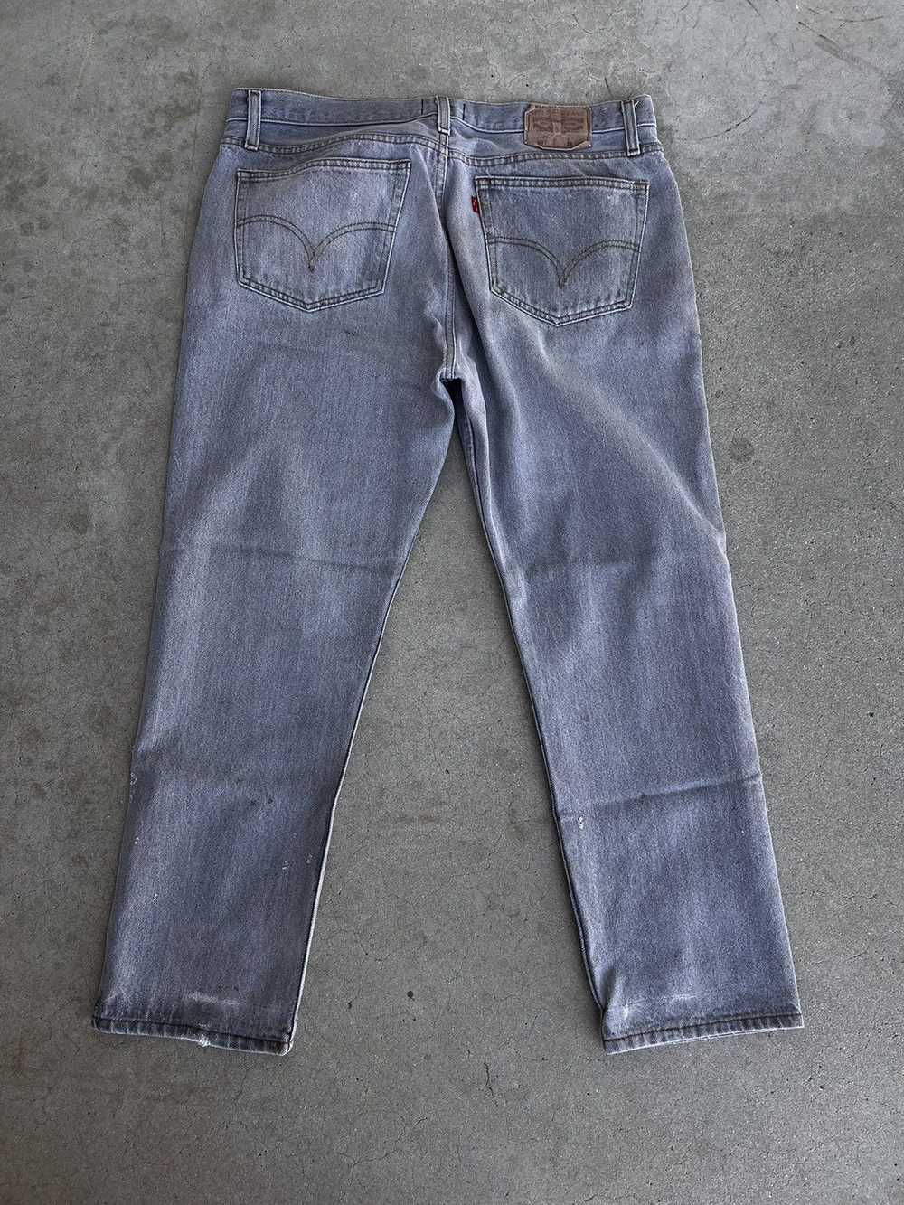 Levi's × Streetwear × Vintage Grey Levi Jeans - image 3