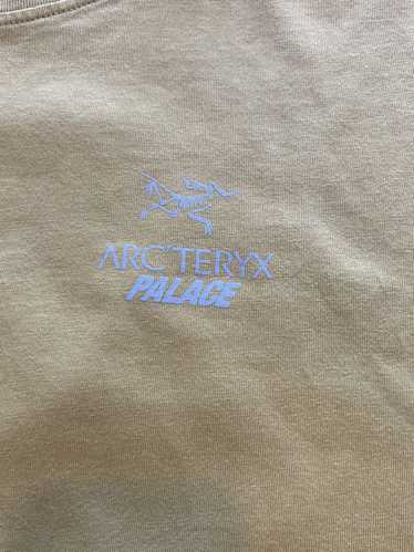 Arc'Teryx × Palace Palace x Arc’Teryx T-Shirt - Go