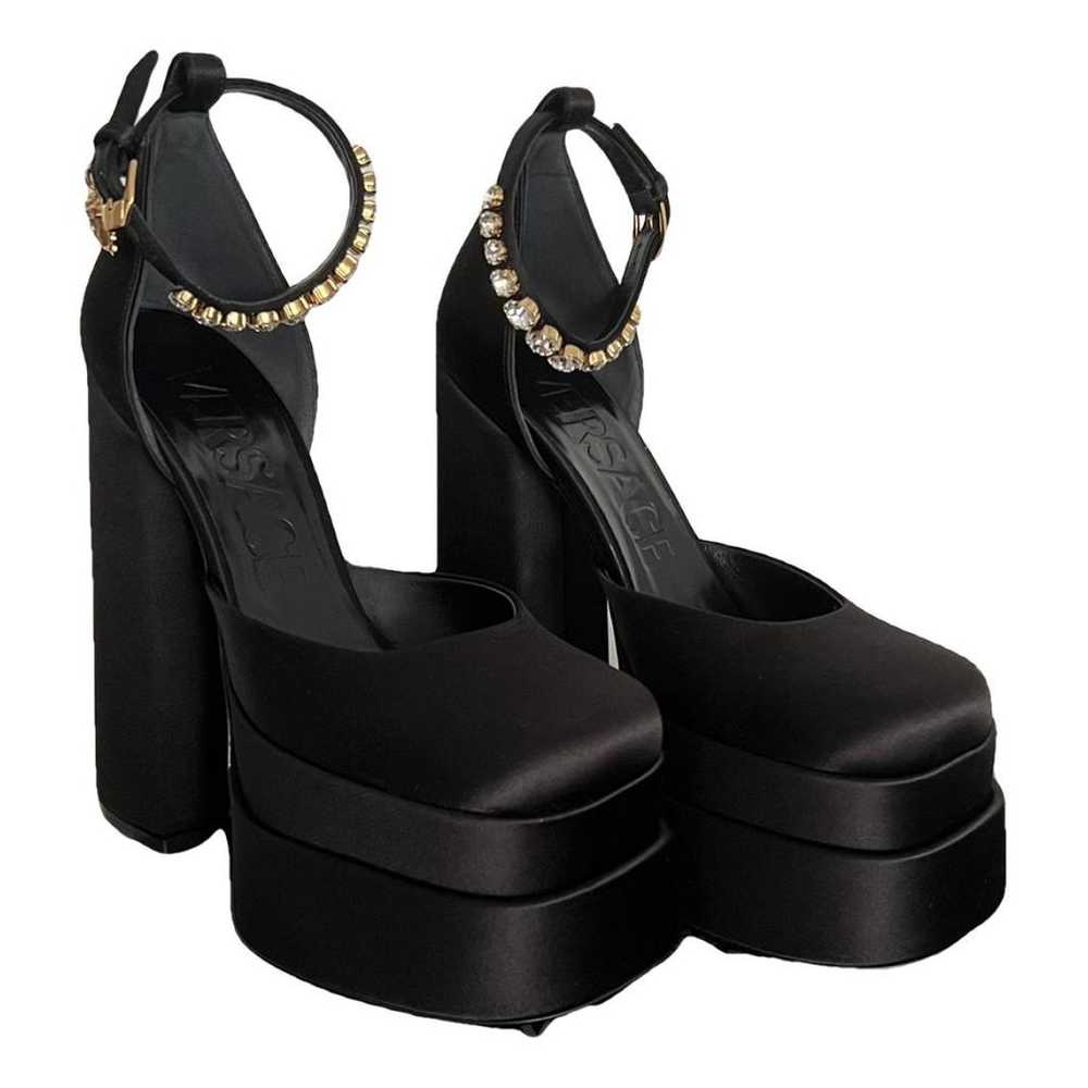 Versace Medusa Aevitas leather heels - image 1