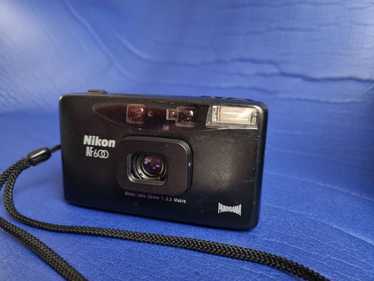 Nikon Nikon AF600 Panorama 35mm Point & Shoot Fil… - image 1