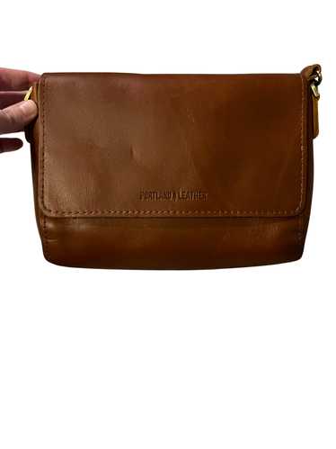 Portland Leather Metro Crossbody