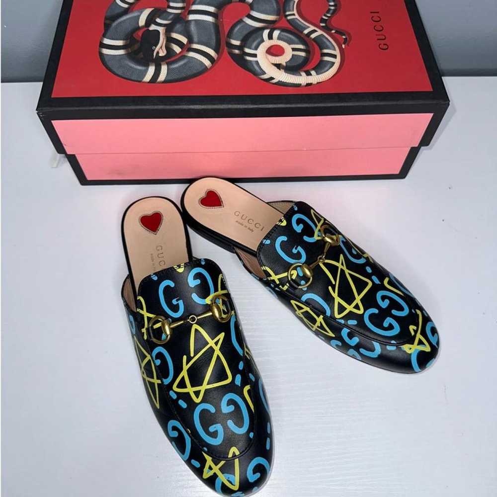 Gucci Princetown leather flats - image 2