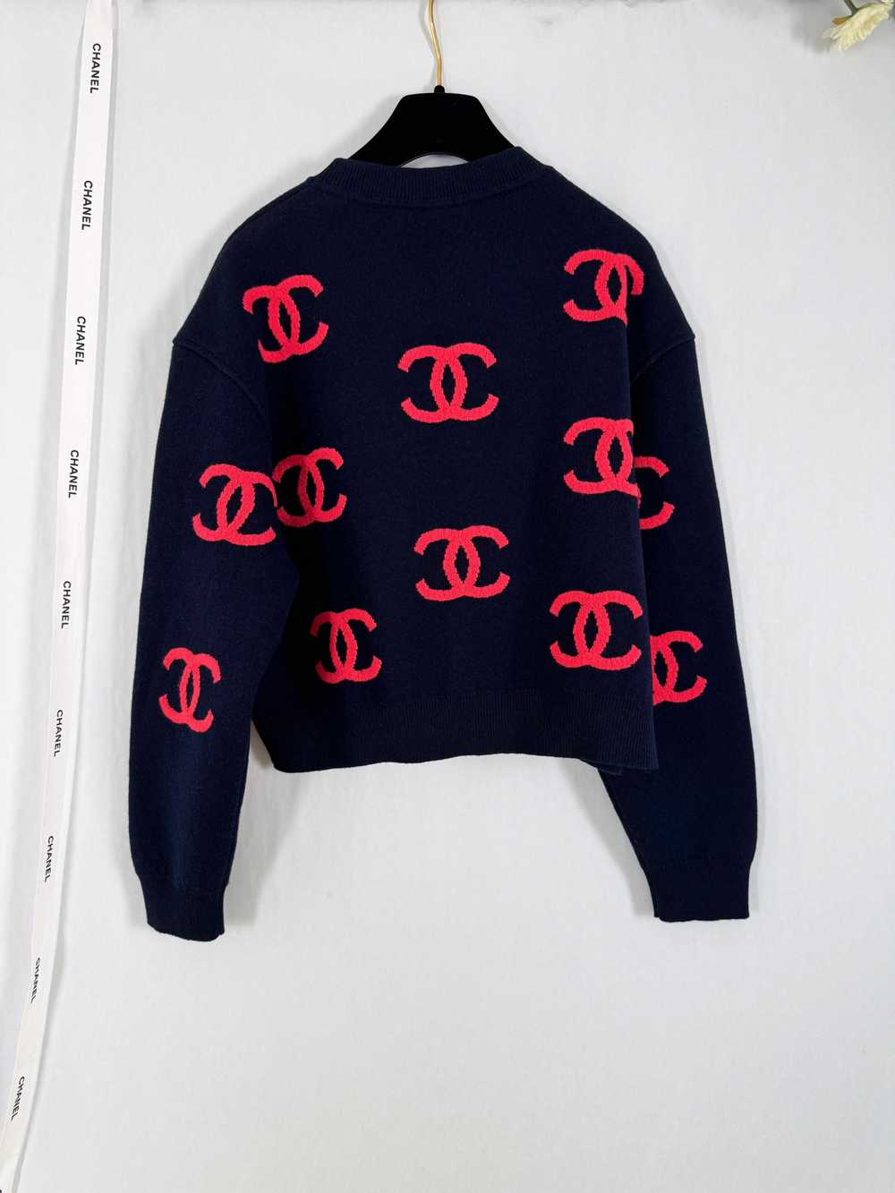 Product Details Chanel Navy and Red CC Logo Cashm… - image 6