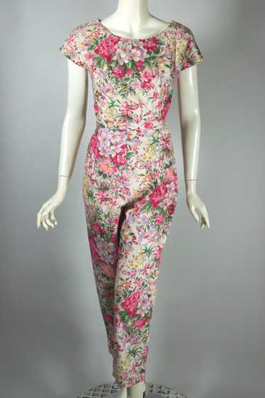 Pink floral print cotton 1950s blouse capri pants 