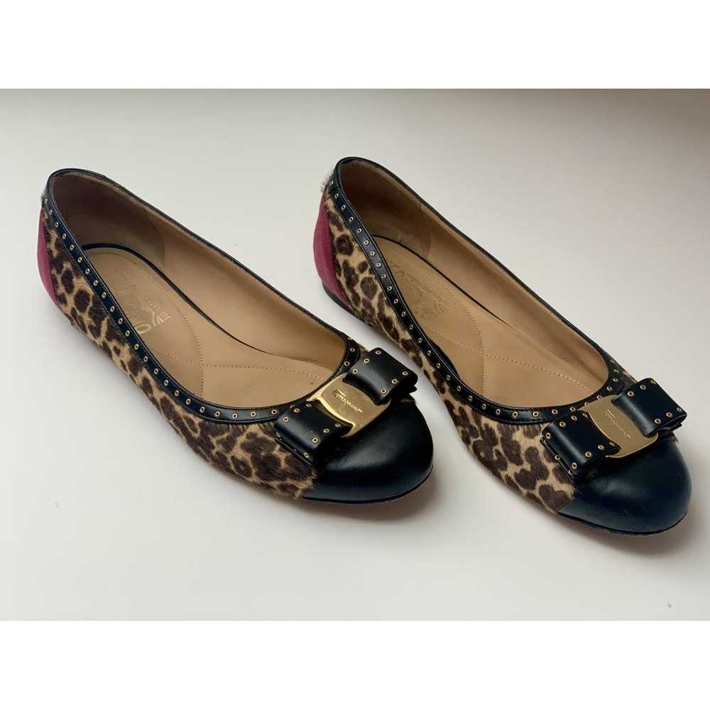 Salvatore Ferragamo Vara faux fur ballet flats - image 2