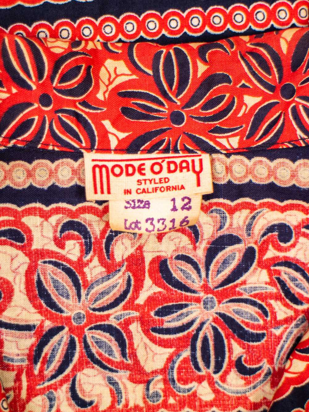 1940's Mode O' Day Abstract Floral Red and Navy B… - image 10