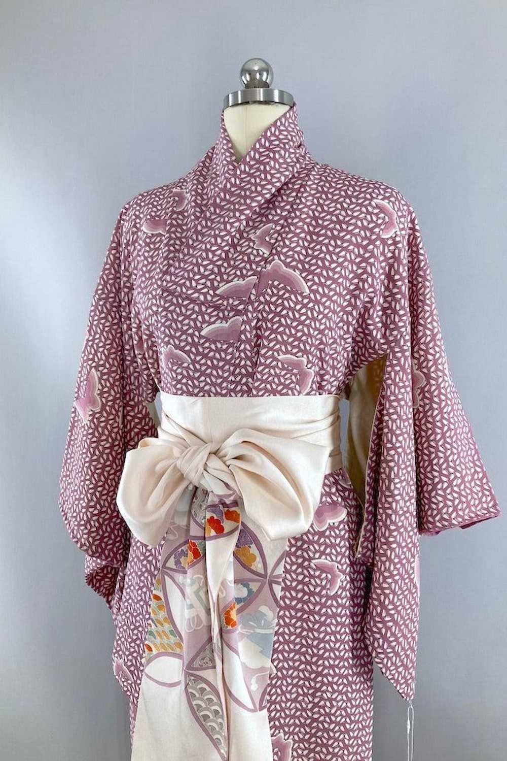 Vintage Lavender Butterflies Kimono - image 2