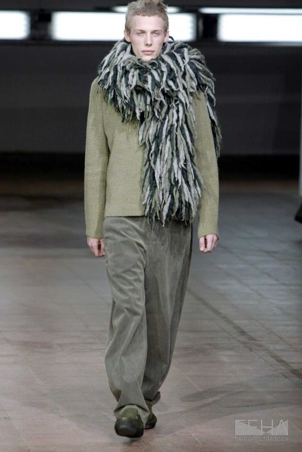 aw2002 Issey Miyake Oversized Twisted Wool Scarf - image 9