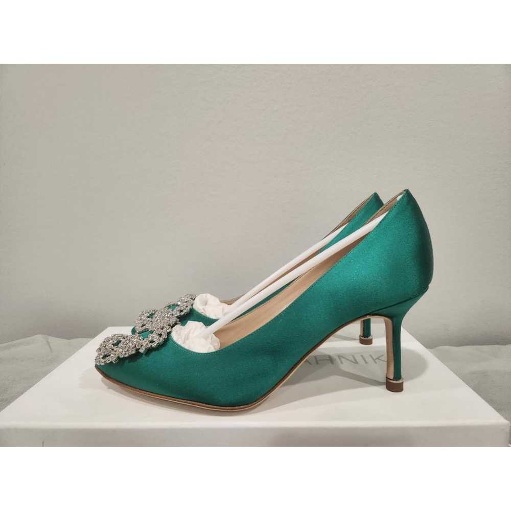 Manolo Blahnik Hangisi cloth heels - image 5