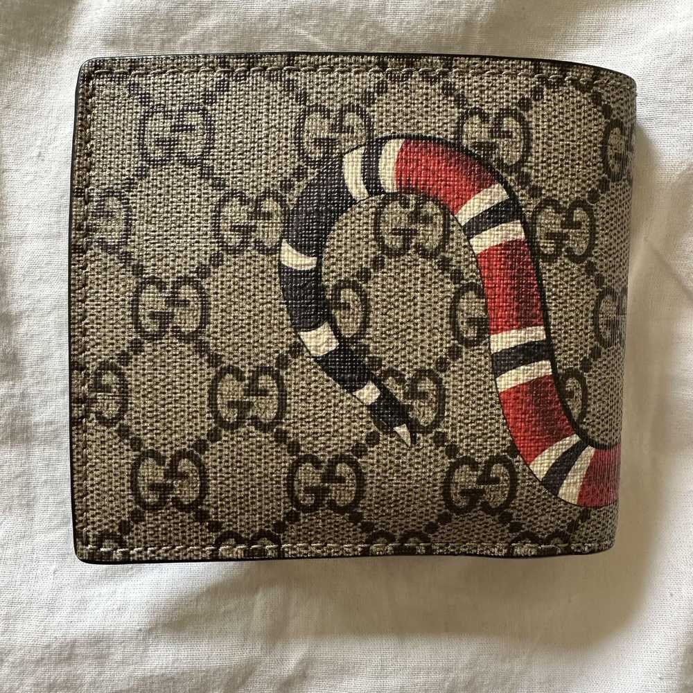 Gucci Gucci Bi-Fold Wallet Kingsnake Print - image 3