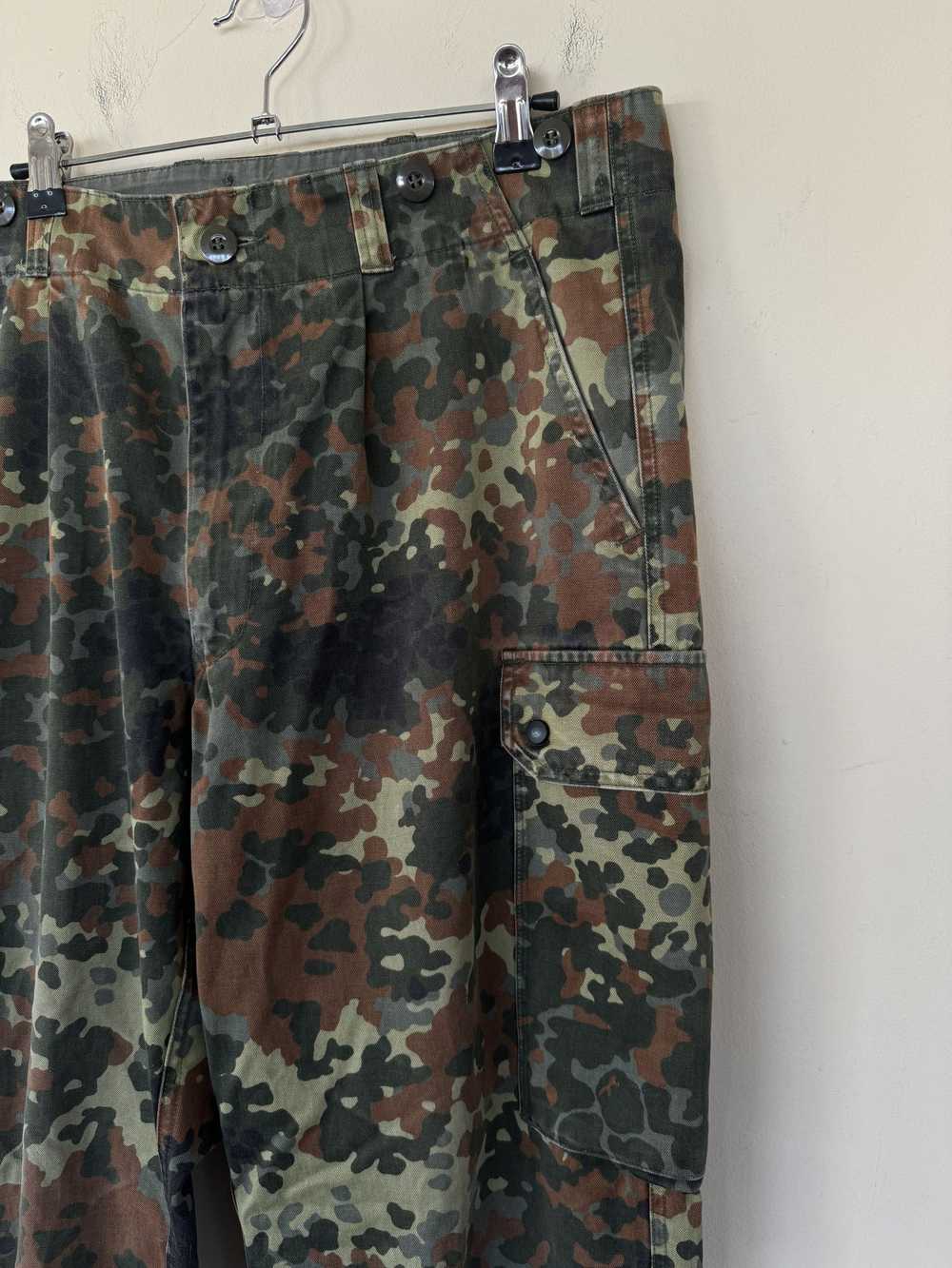 Vintage Vintage Camo Cargos - image 3