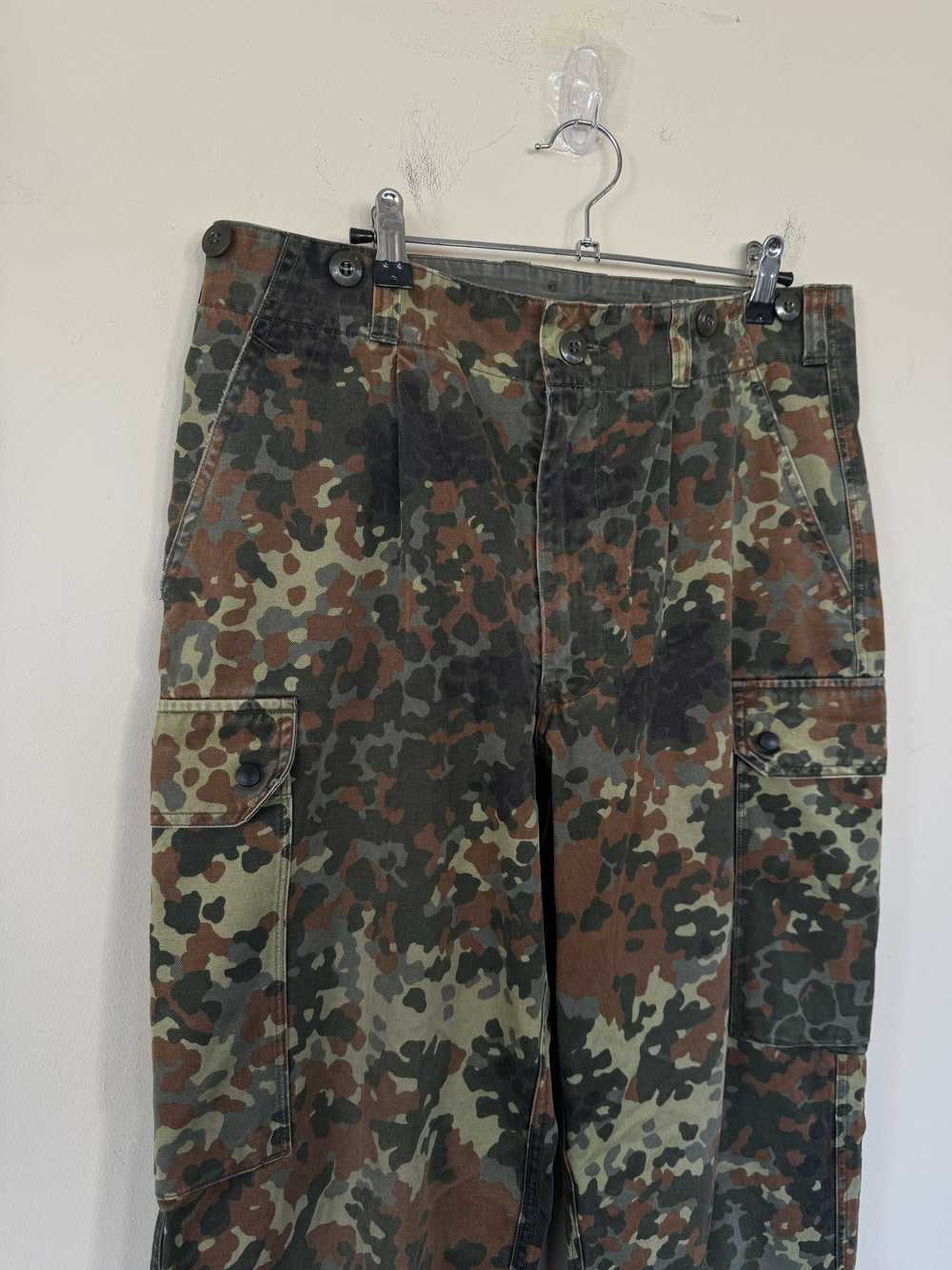 Vintage Vintage Camo Cargos - image 4