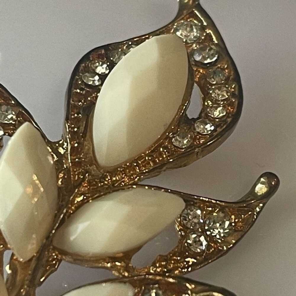 Other Vintage Unique Fall Crystal Leaf Brooch Wom… - image 2