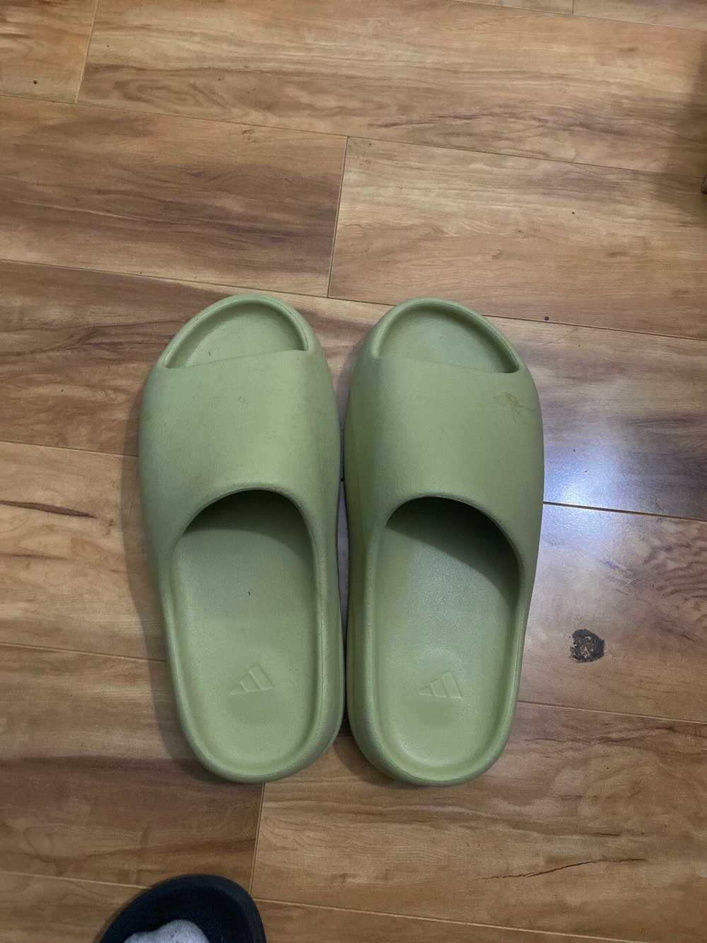 Adidas × Yeezy Season Yeezy Slides Size 10 Resin - image 1