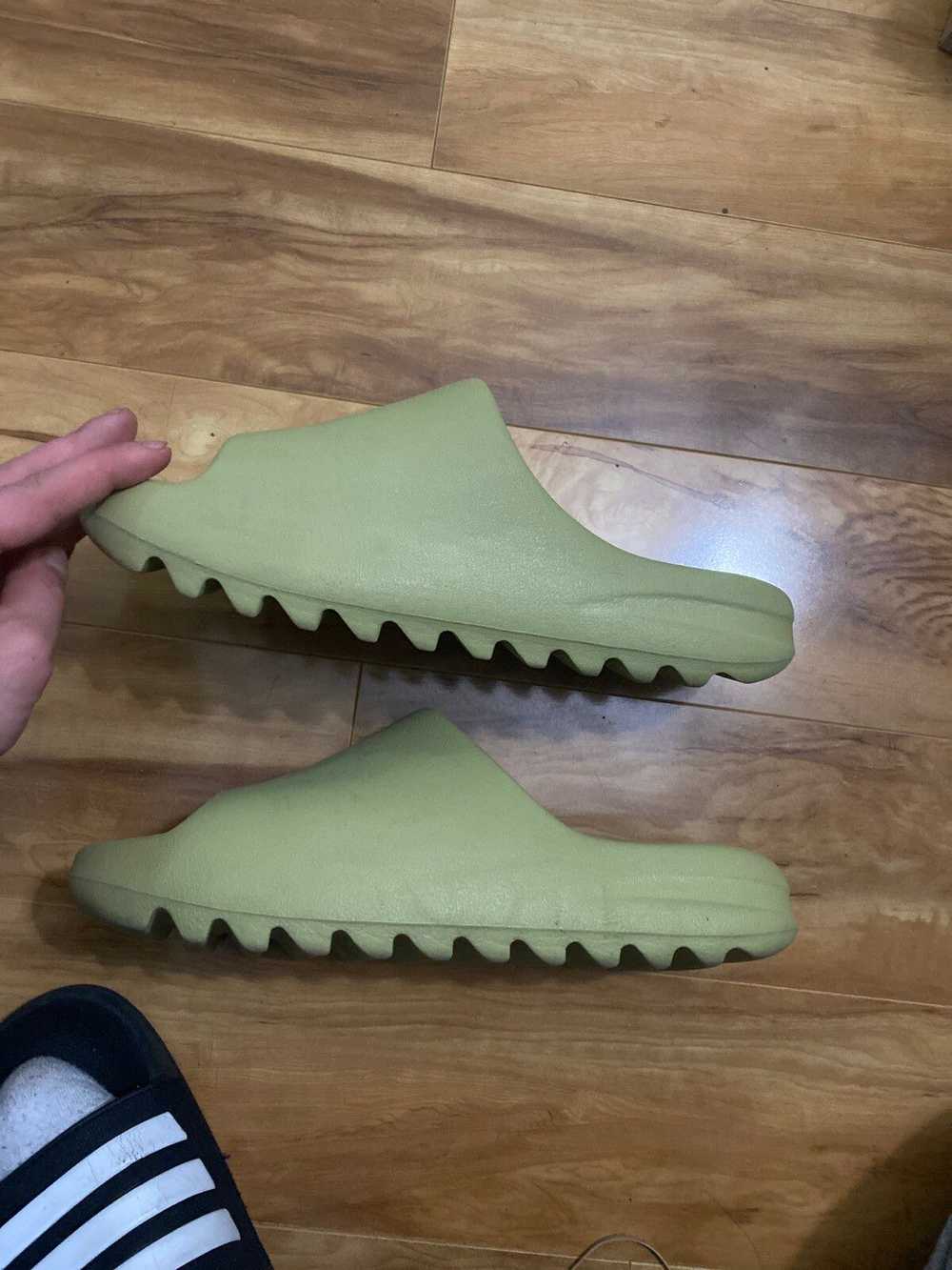 Adidas × Yeezy Season Yeezy Slides Size 10 Resin - image 4