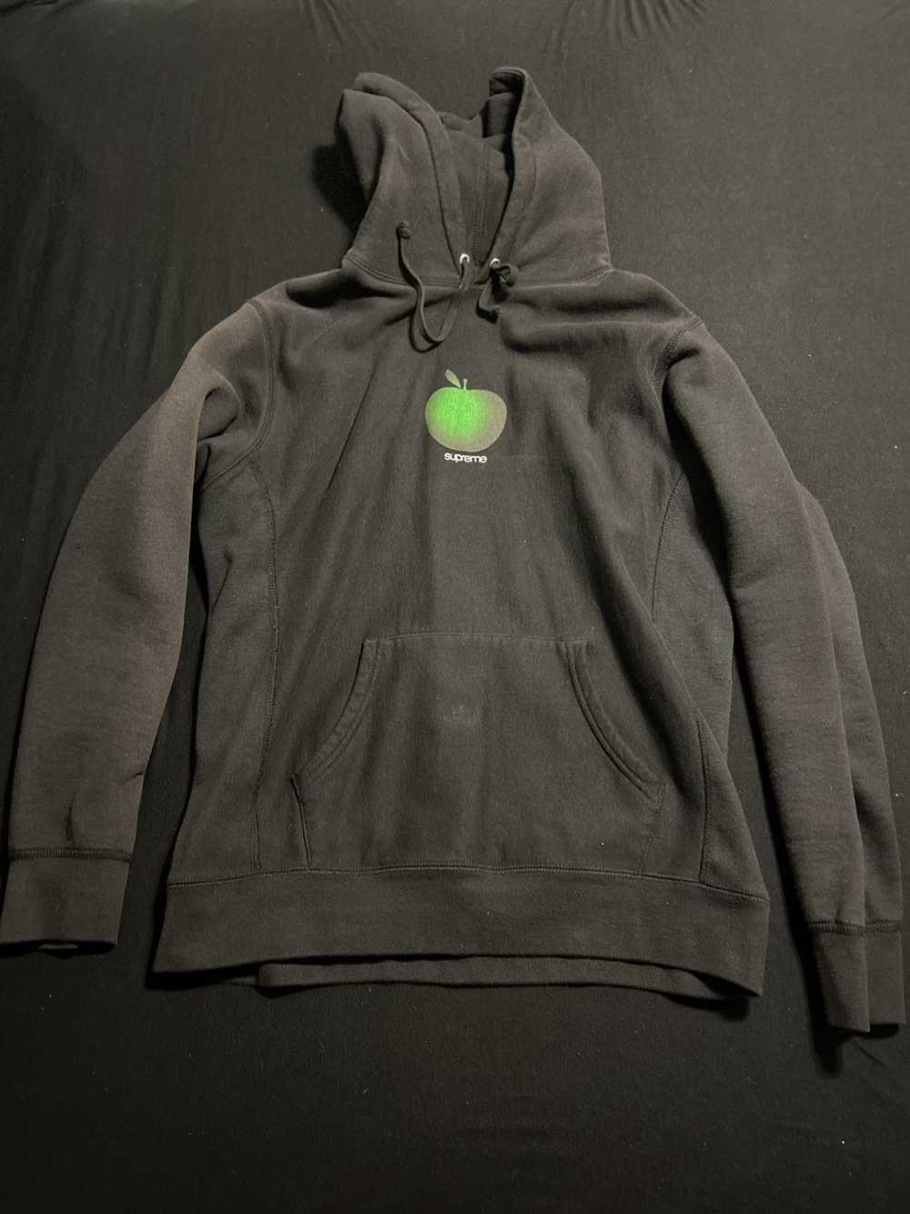 Supreme supreme apple hoodie 2k19 - image 2