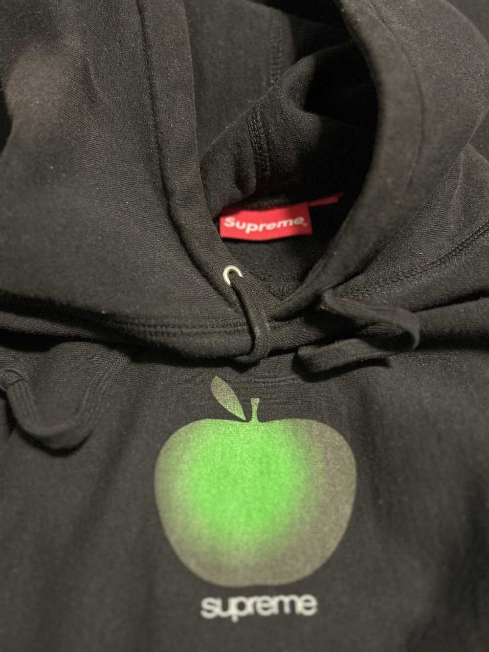 Supreme supreme apple hoodie 2k19 - image 3