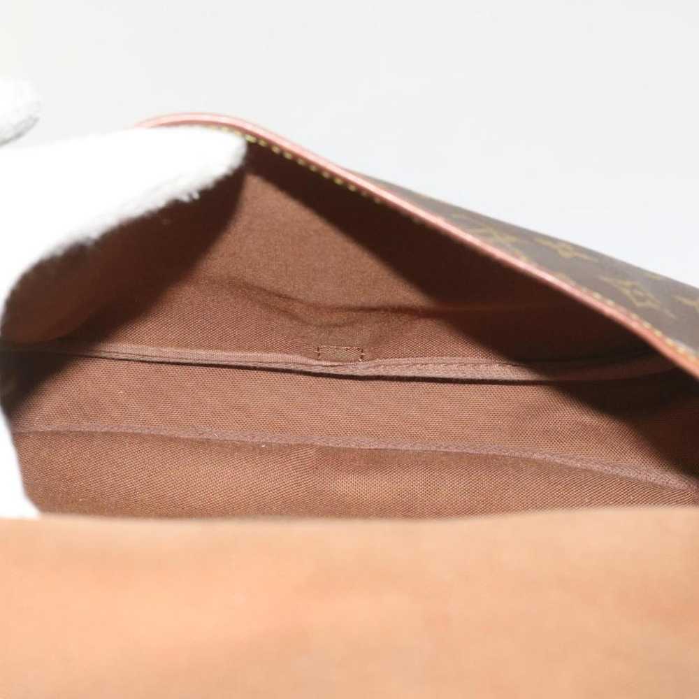 Louis Vuitton Saumur handbag - image 5