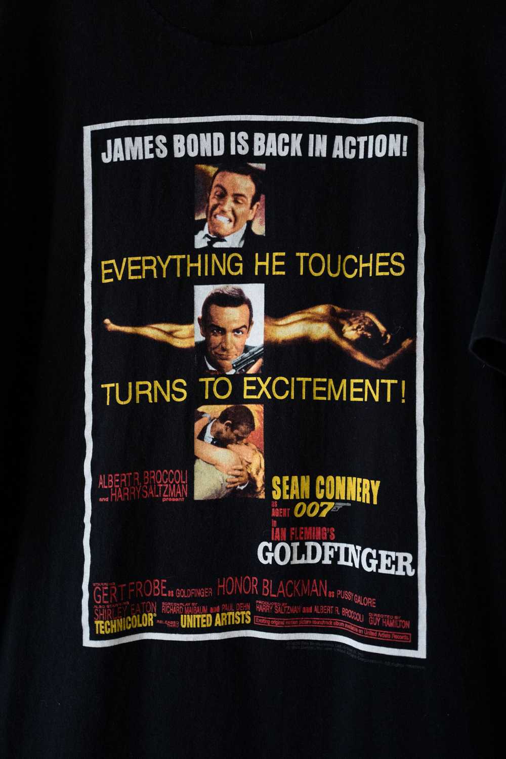 Movie × Tee Shirt × Vintage 1995 James Bond x Sea… - image 2