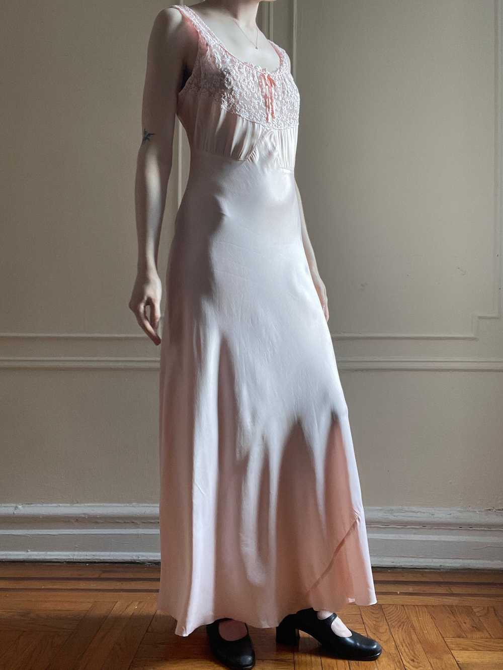 1940s Pink Tambour Lace Slip Dress Bias Cut Rayon… - image 3