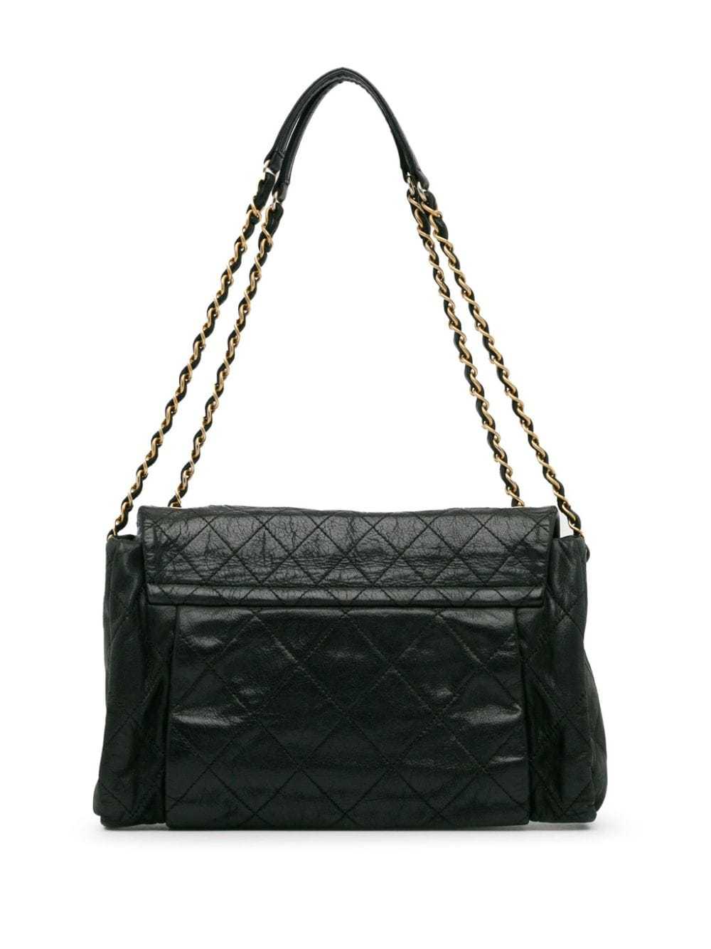 CHANEL Pre-Owned 2011 Large Aged Calfskin Chic Qu… - image 2