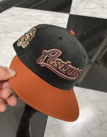 New Era 🔥 Exclusive Astros vintage logo corduroy… - image 1