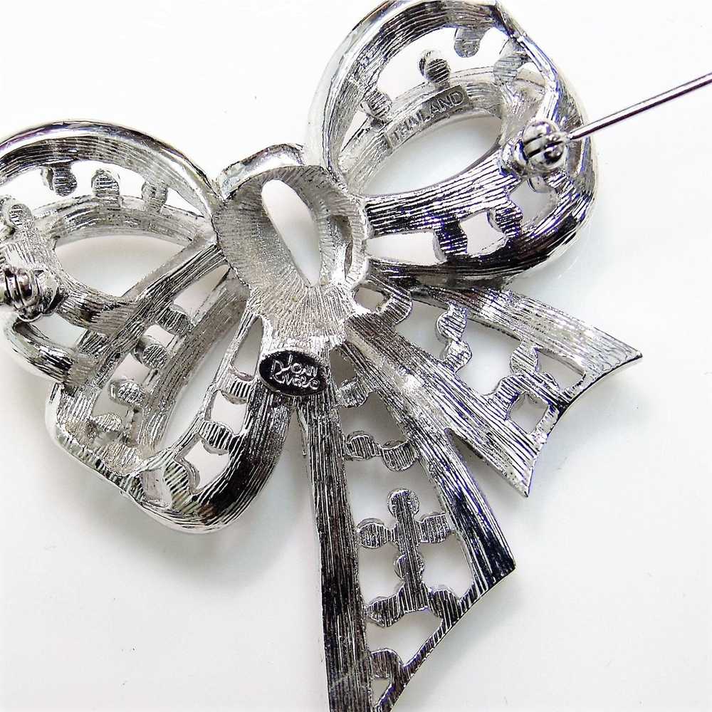 Vintage Joan Rivers Silver GIFT BOW BROOCH PIN 2.… - image 4