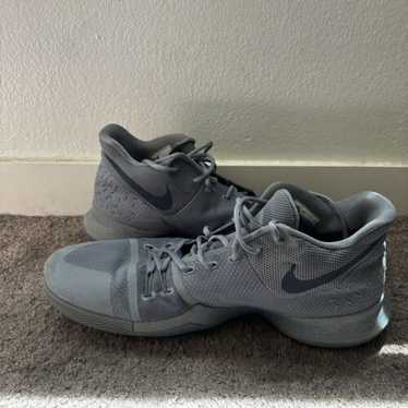 Kyries 3 cool grey - Gem