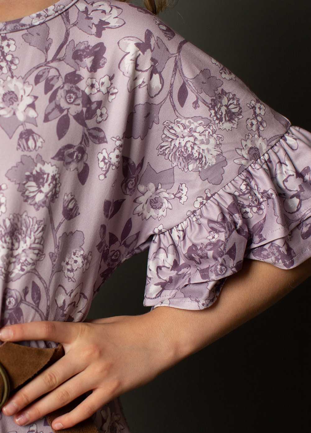 Joyfolie Emilia Dress in Lavender Floral - image 3