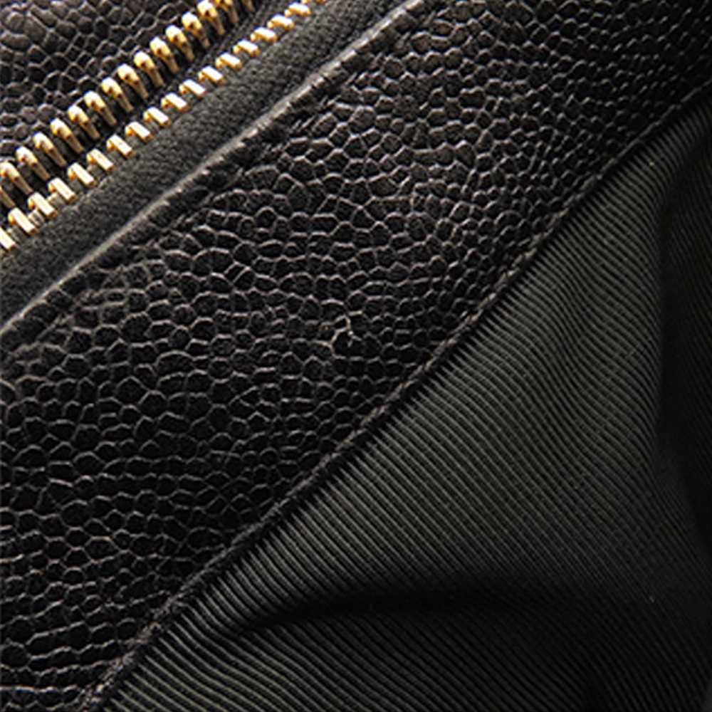 Black Chanel CC Quilted Caviar Shoulder Bag - image 10