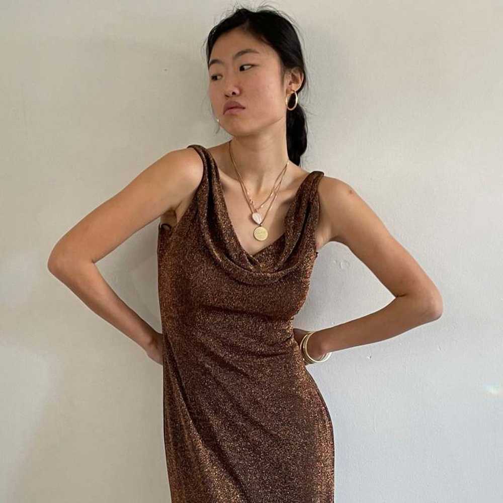 Sleeveless bronze maxi dress - image 2