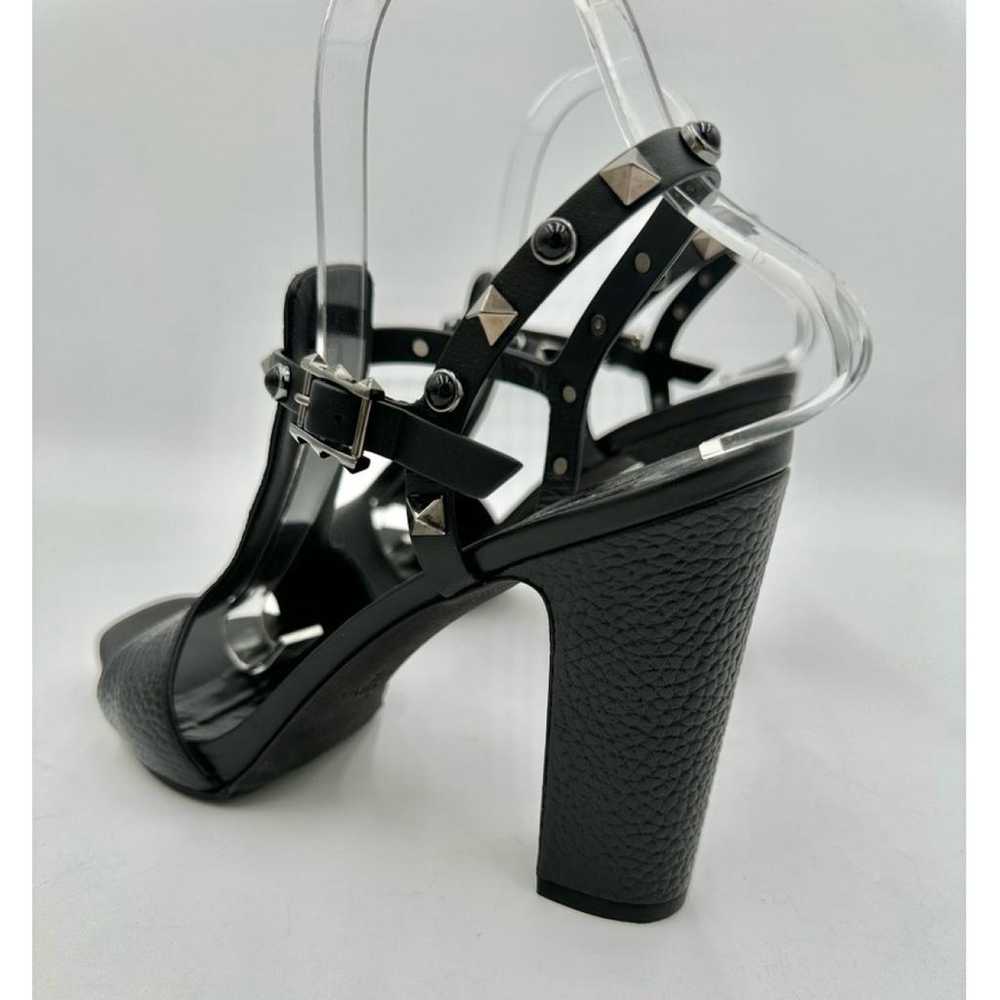 Valentino Garavani Leather heels - image 4