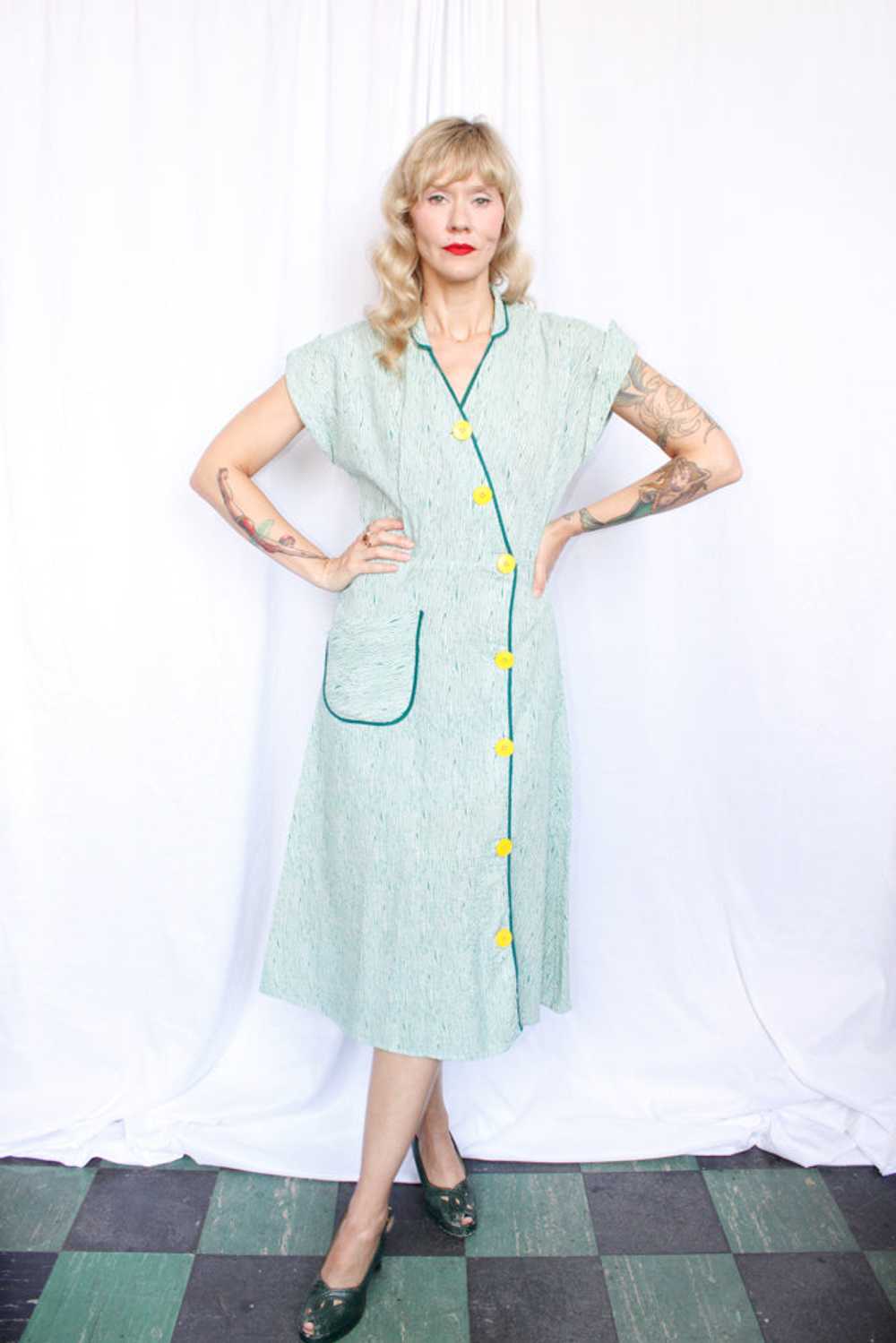 1940s Green Seersucker Stripe Dress - Large - image 12