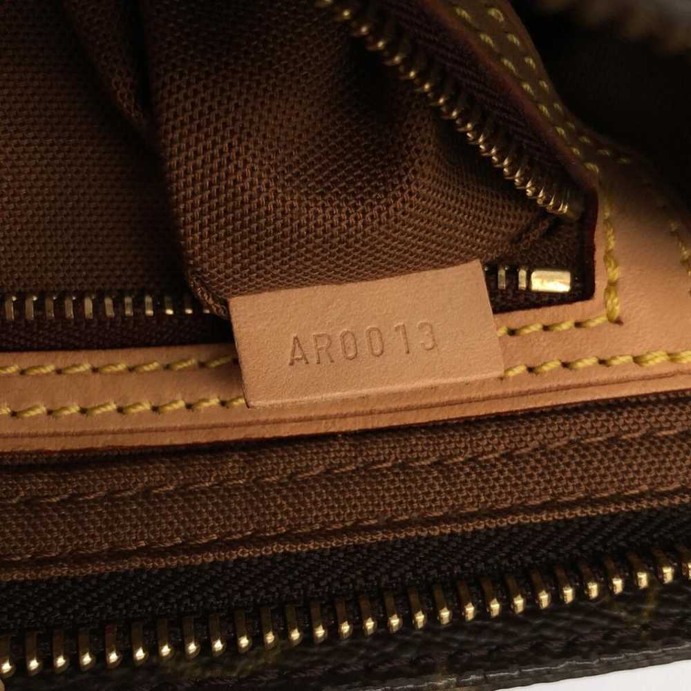Louis Vuitton Trotteur handbag - image 8