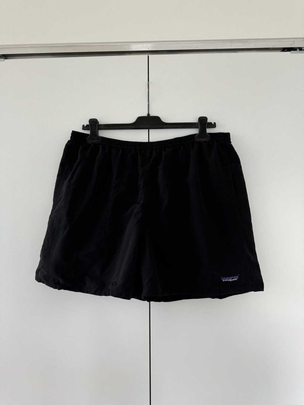 Patagonia 5” Baggie Shorts with Nets Black XL - image 1