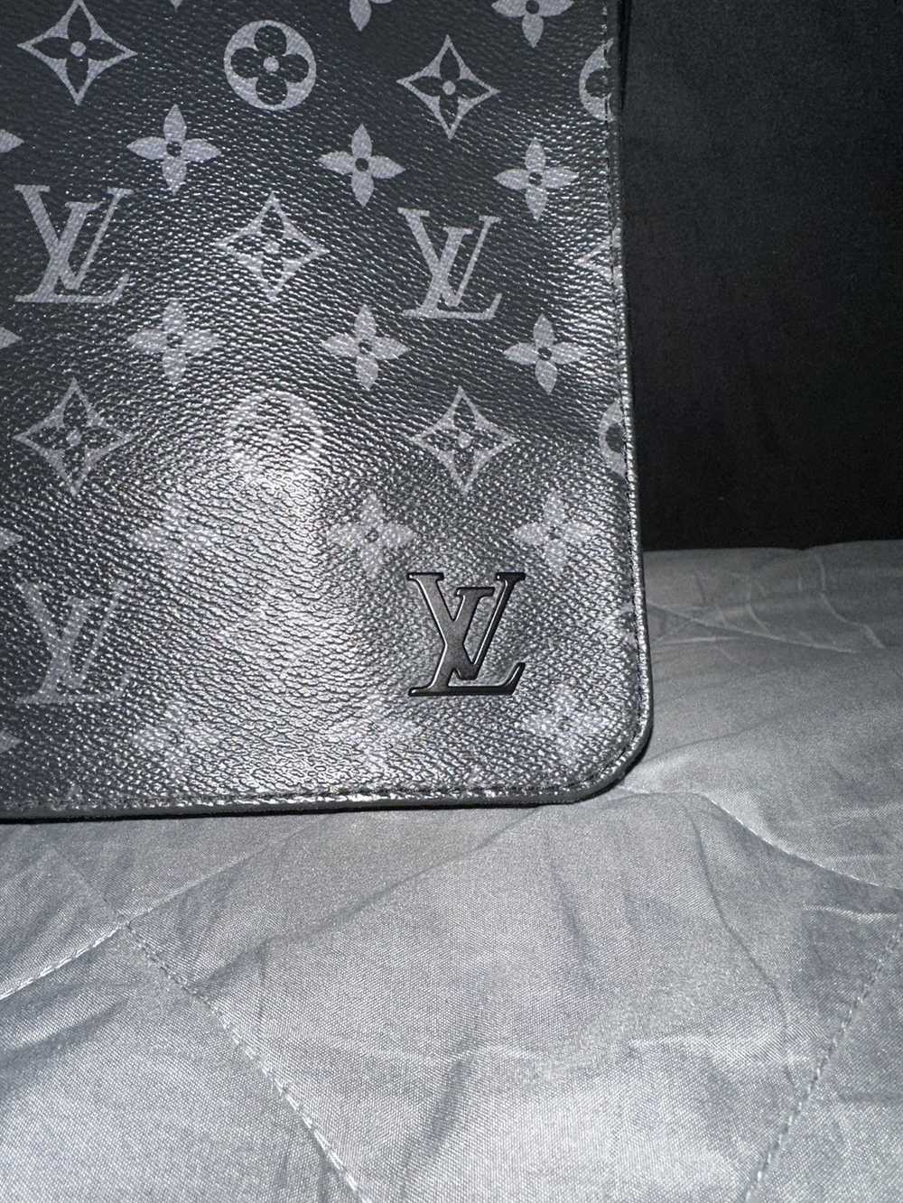 Designer × Louis Vuitton × Luxury LV District Mes… - image 2